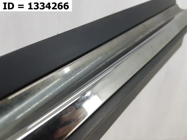 Молдинг двери задний правый для Infiniti FX S51 2008-2013 на фотографиях