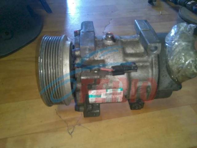 Компрессор кондиционера для Renault Duster HS 2010-2015 на фотографиях