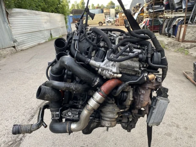 Двигатель для Jaguar XF X250 2008-2016 на фотографиях