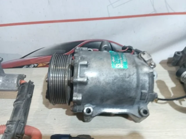 Компрессор кондиционера для Honda Civic FA 2005-2010 седан на фотографиях