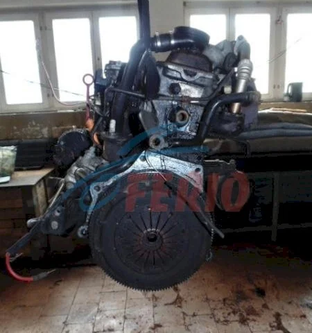 Двигатель без навесного для Volkswagen Passat Variant (B3, Typ 35i) 1988-1993 на фотографиях