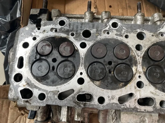 ГБЦ для Mitsubishi Pajero Sport KH0 2008-2013 на фотографиях