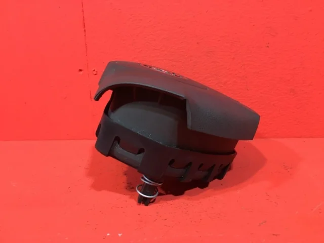 Подушка безопасности водителя для Opel Astra J Седан 2011-2017 на фотографиях