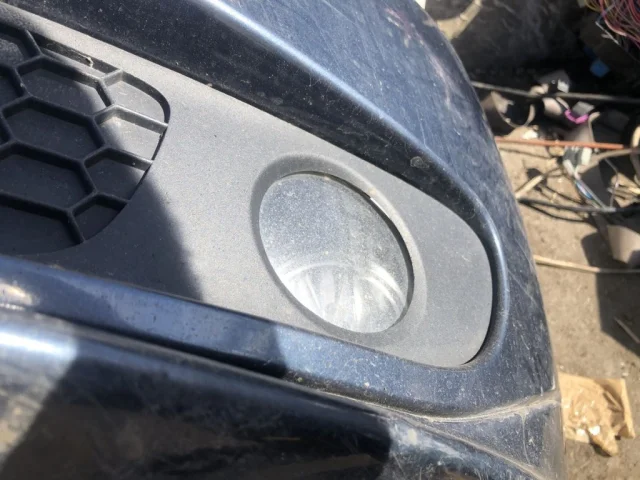 Противотуманка (ПТФ) передняя левая для Volvo XC70 BZ 2007-2016 на фотографиях