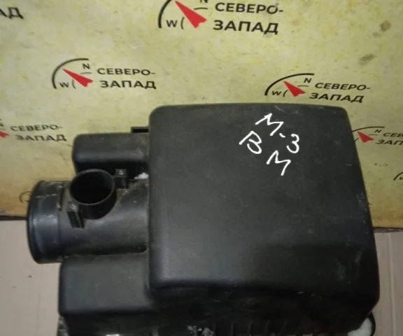 Корпус воздушного фильтра для Mazda CX 5 KF 2017 на фотографиях