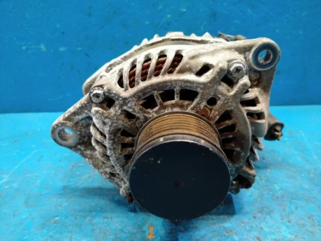 Генератор для Nissan Navara D40 rest 2010-2015 на фотографиях