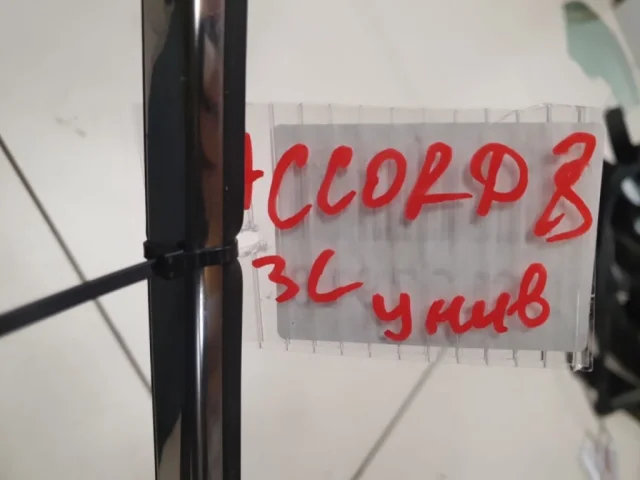 Мотор стеклоподъемника передний левый для Honda Accord 8 2008-2013 на фотографиях