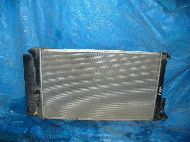 Радиатор охлаждения ДВС для Toyota Corolla E140/E150 Седан 2006-2013 на фотографиях