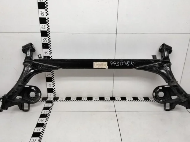 Подрамник двигателя для Skoda Rapid I rest NH3 2017-2020 на фотографиях