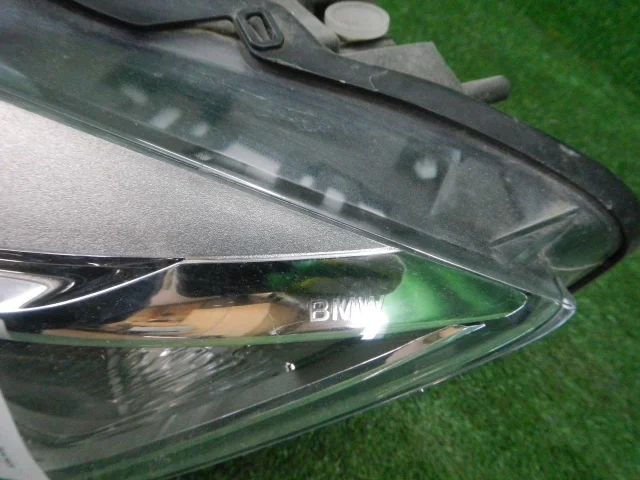 Фара левая для BMW 3er F30 2011-2019 на фотографиях