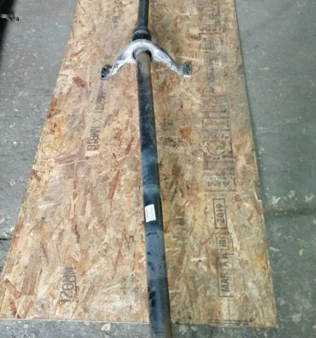 Карданный вал задний для Volkswagen Tiguan I NF 2006-2017 на фотографиях