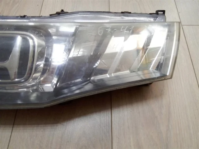 Решетка радиатора для Honda Civic FA 2005-2010 седан на фотографиях