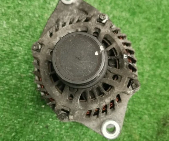 Генератор для Dodge Caliber 2006-2012 на фотографиях