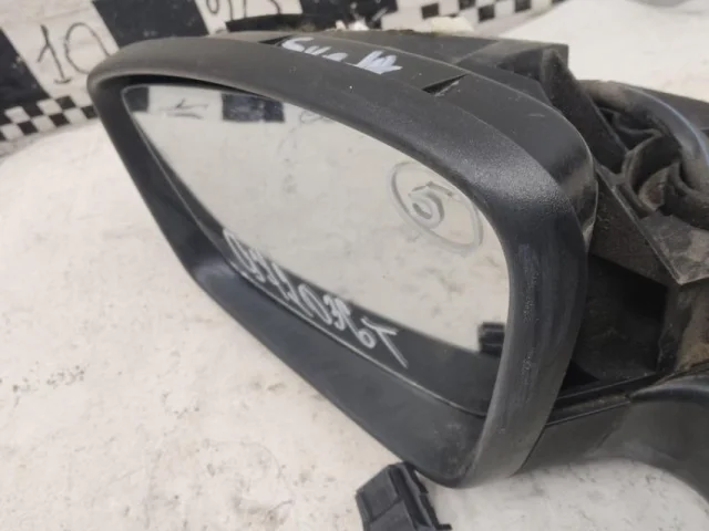 Зеркала для Skoda Rapid II 2020+ на фотографиях