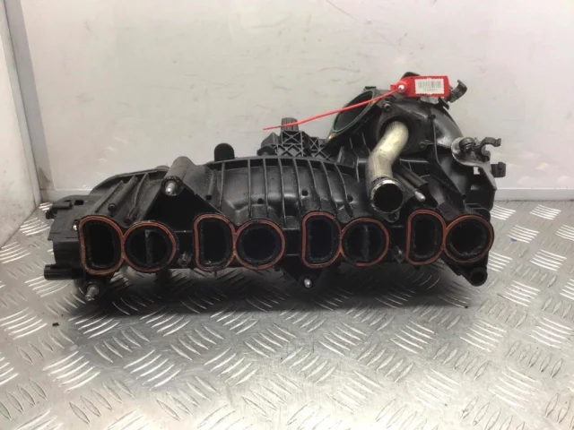 Впускной коллектор для BMW 3er Е90 2005-2011 на фотографиях