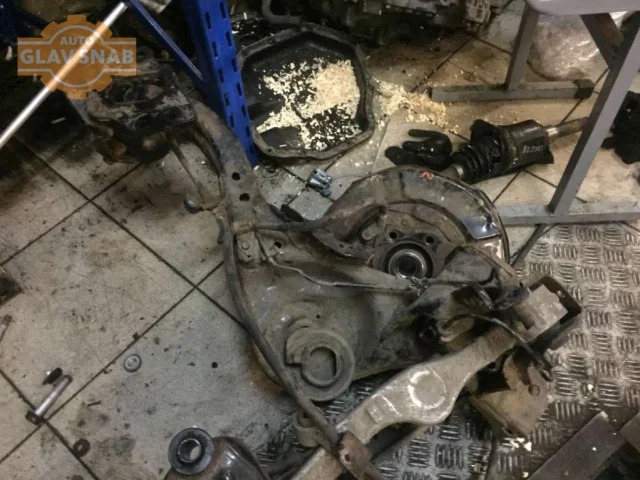 Задняя балка для Nissan X-Trail T31 RU 2007-2014 на фотографиях