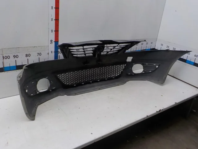 Усилитель переднего бампера для Renault Logan 2005-2015 (LS) на фотографиях