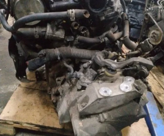 Двигатель для Opel Zafira B 2005-2015 на фотографиях