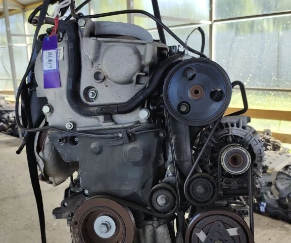 Двигатель без навесного для Renault Logan 2018+ (L8 rest.) на фотографиях