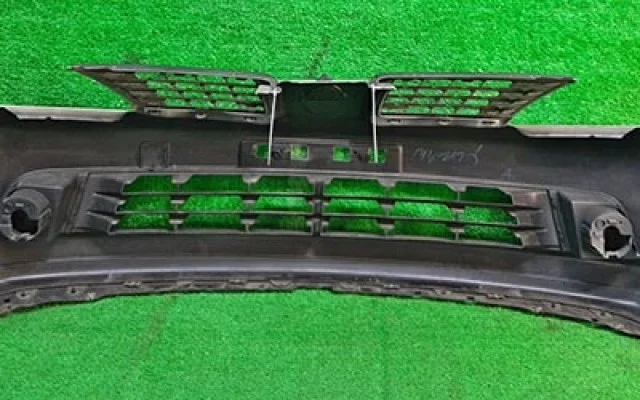 Бампер для Nissan Tiida SC11 Седан 2007-2014 на фотографиях