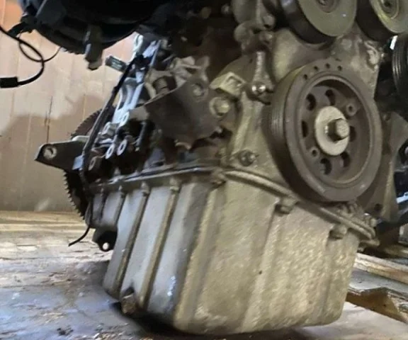 Двигатель без навесного для Chevrolet Tracker 2 (5dr) 1998-2004 на фотографиях