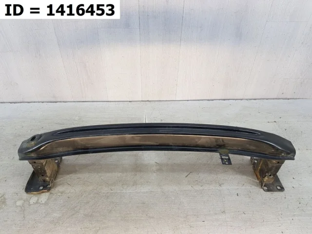 Усилитель бампера передний верхний для Skoda Rapid I rest NH3 2017-2020 на фотографиях