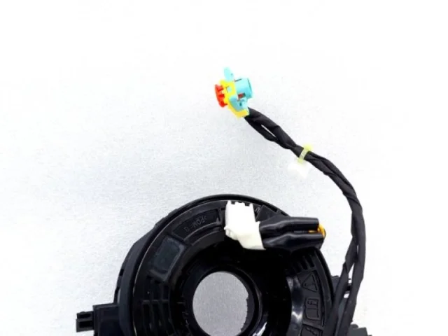 Подрулевой шлейф для Toyota RAV4 XA50 2019+ на фотографиях