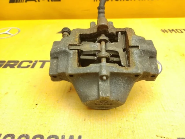 Суппорт задний левый для Mercedes-Benz E class W210 1995-2002 на фотографиях