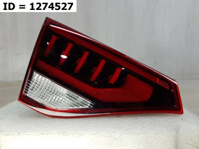 Фонарь внутренний левый для Kia Rio X line 2017+ на фотографиях