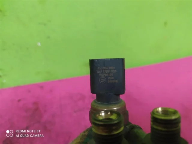 Датчик давления топлива для Audi Q7 4L 2005-2015 на фотографиях