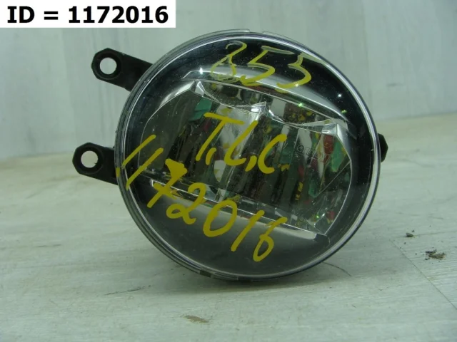 Противотуманка (ПТФ) передняя левая для Toyota Land Cruiser 200 2007-2015 на фотографиях