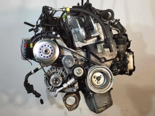 Двигатель для Fiat Linea 323 2007-2012 на фотографиях