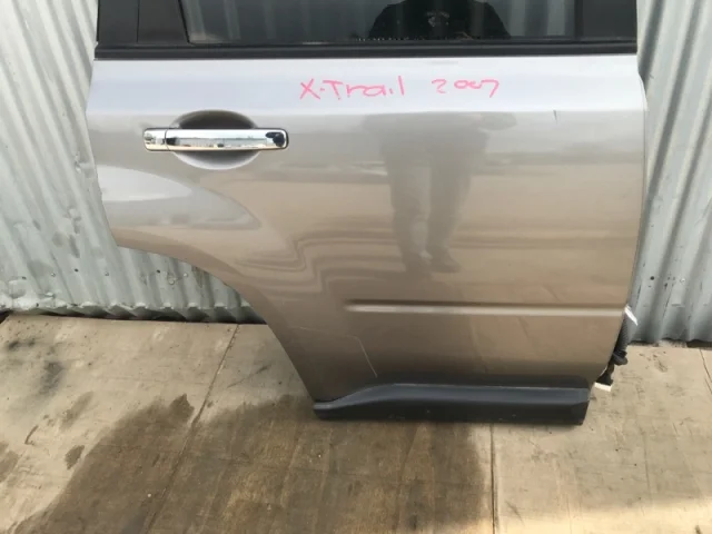 Дверь задняя правая для Nissan X-Trail T31 RU 2007-2014 на фотографиях