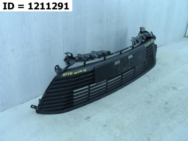 Решетка радиатора для Toyota Corolla E210 Седан (RU) 2019+ на фотографиях