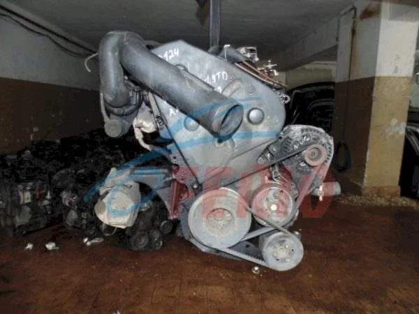 Двигатель без навесного для Volkswagen Passat Variant (B3, Typ 35i) 1988-1993 на фотографиях