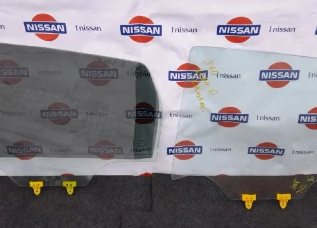 Стекло двери заднее правое для Nissan Qashqai J10 2006-2013 на фотографиях