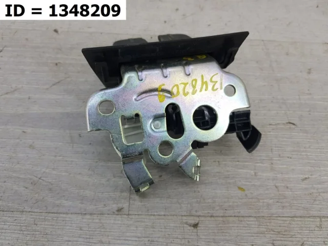 Замок багажника для Skoda Rapid I NH3 2012-2017 на фотографиях