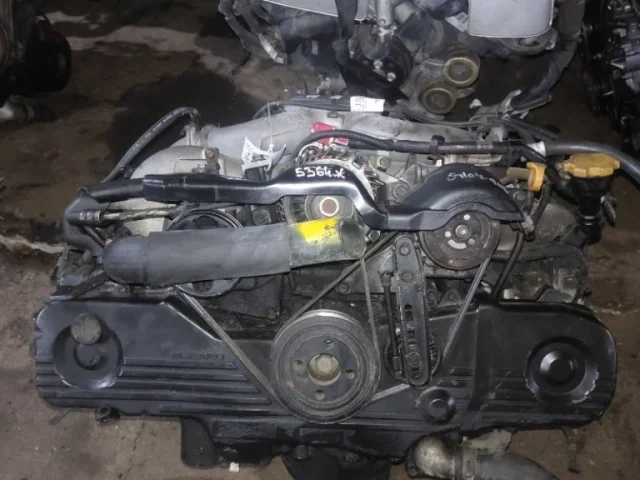 Двигатель без навесного для Subaru Legacy BM/B14 2009-2013 на фотографиях