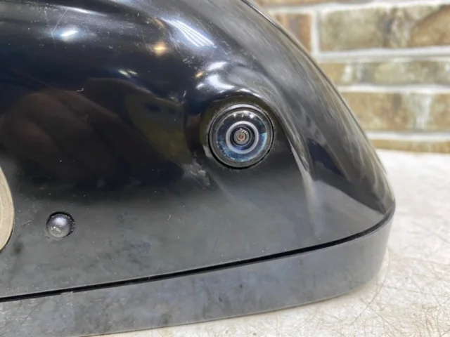 Стекла и зеркала для Land Rover Range Rover L405 2012-2017 на фотографиях