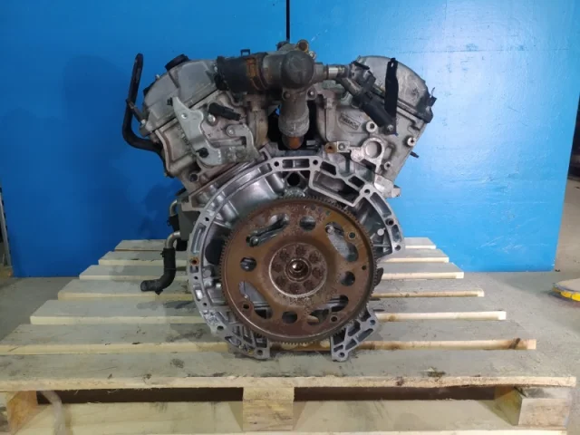 Двигатель без навесного для Mazda CX 9 TB 2007-2015 на фотографиях