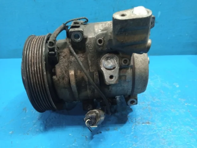 Компрессор кондиционера для Toyota RAV4 XA20 2000-2005 на фотографиях