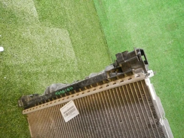 Радиатор охлаждения ДВС для BMW X3 G01 2017-2023 на фотографиях