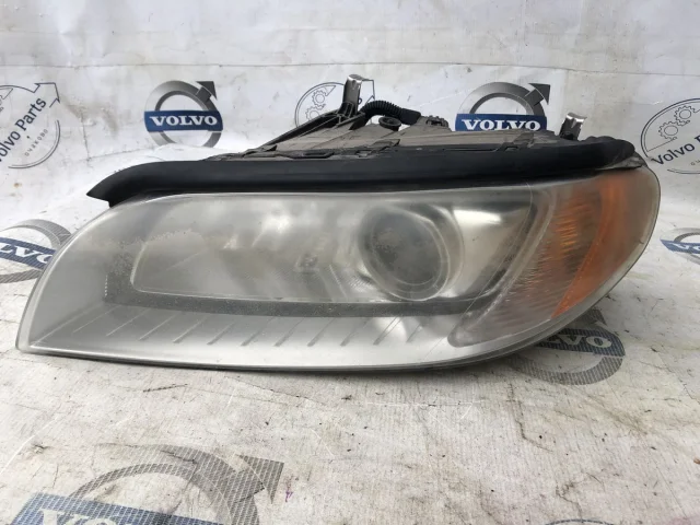 Фара левая для Volvo XC70 BZ 2007-2016 на фотографиях