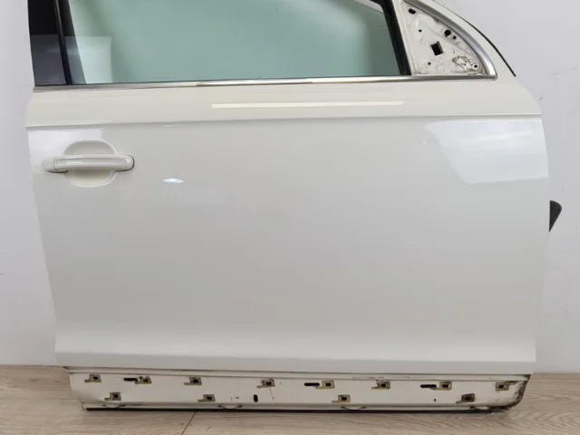 Дверь передняя правая для Audi Q7 4L 2005-2015 на фотографиях