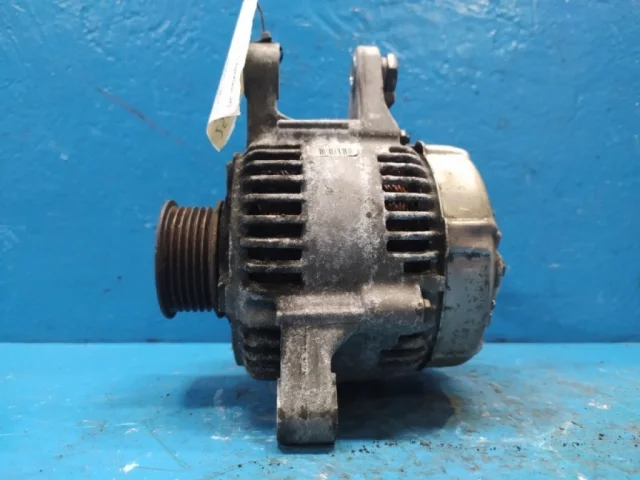 Генератор для Toyota Corolla E140/E150 Седан 2006-2013 на фотографиях