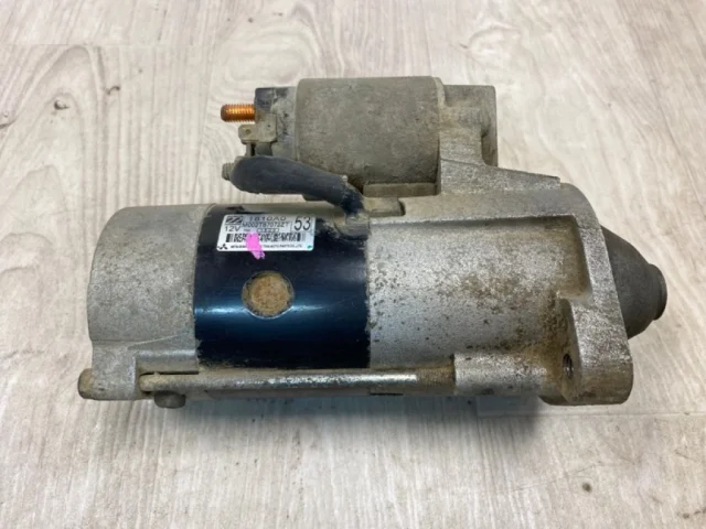 Стартер для Mitsubishi Pajero Sport K90 1997-2009 на фотографиях