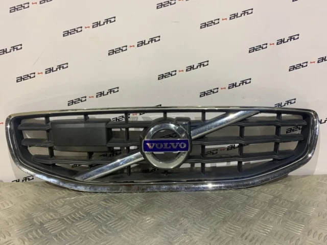 Решетка радиатора для Volvo S60 FS II 2010-2013 на фотографиях