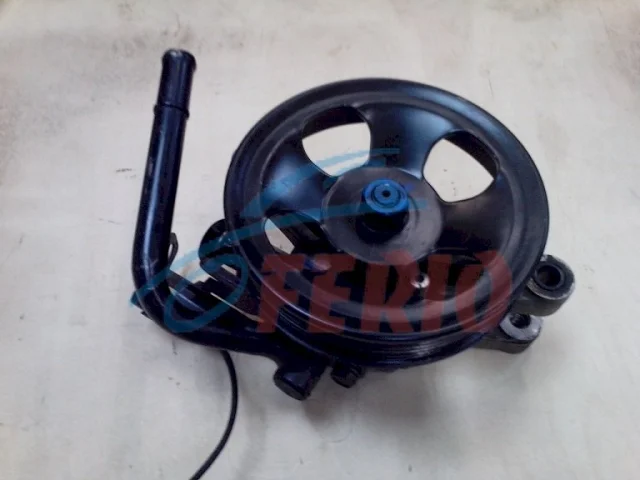 Насос ГУР для Hyundai Solaris 1 RB (2011-2013) на фотографиях