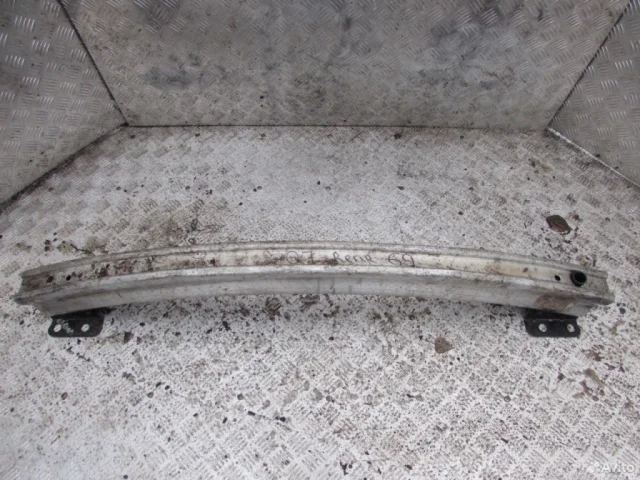 Усилитель бампера передний верхний для Audi Q7 4L 2005-2015 на фотографиях