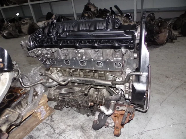 Продажа двигателя B5204T9